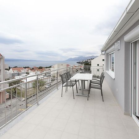 Apartments Villa Klara Baška Voda Esterno foto