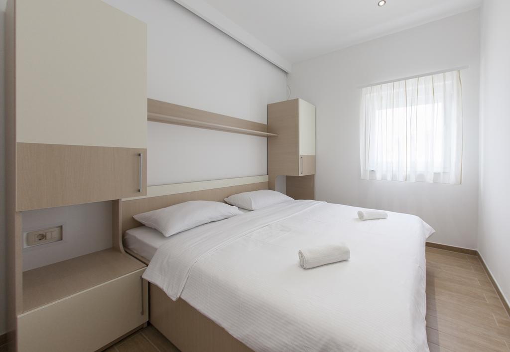 Apartments Villa Klara Baška Voda Esterno foto