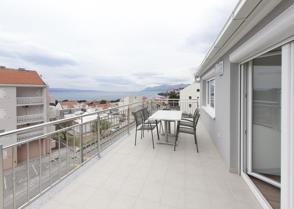 Apartments Villa Klara Baška Voda Esterno foto